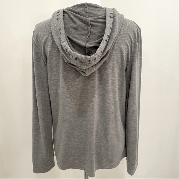 Victoria’s Secret Grey PINK Pullover Hoodie Size M - Picture 3 of 6